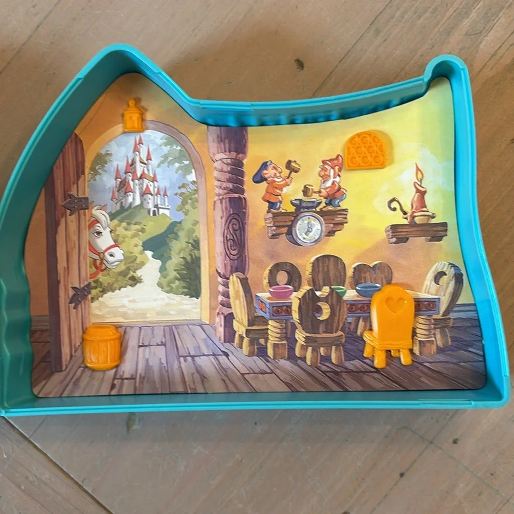 Disney’s Snow White Once Upon a Time Playset
